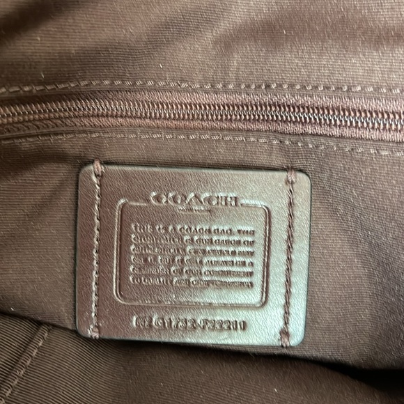 Coach vintage chocolate leather Ava chain tote Like new w/tag - Picture 4 of 7